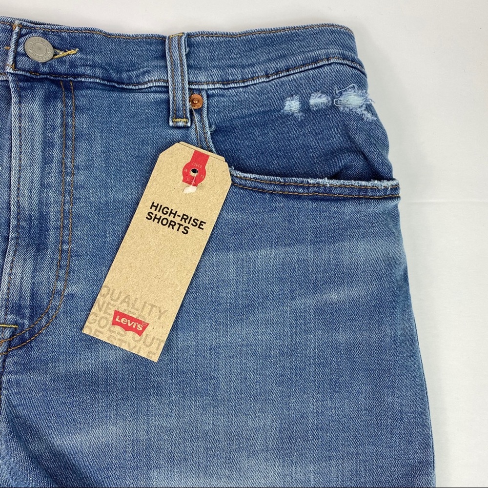 Levi’s High Rise Jeans Shorts - Picture 5 of 6